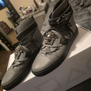 Men's Gray High-Top Sneakers